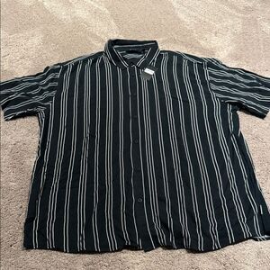 NOVA from buckle- brand new size XXL